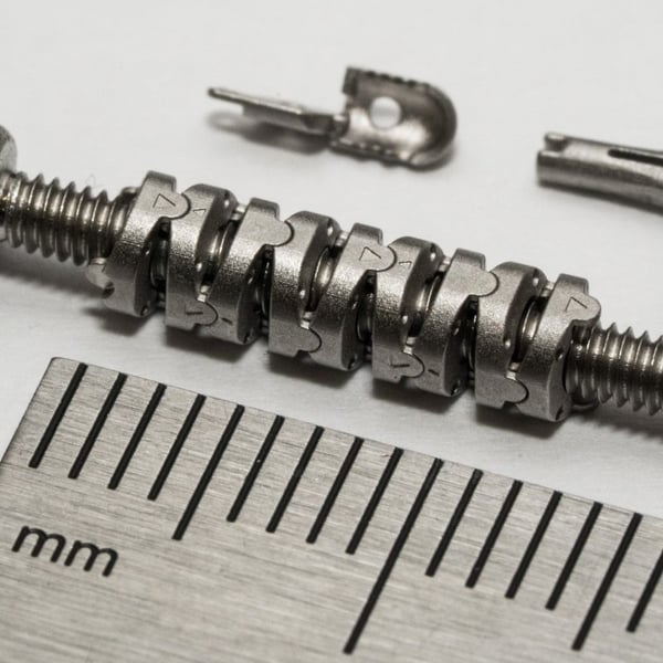Lattice screw, clevis and jaw